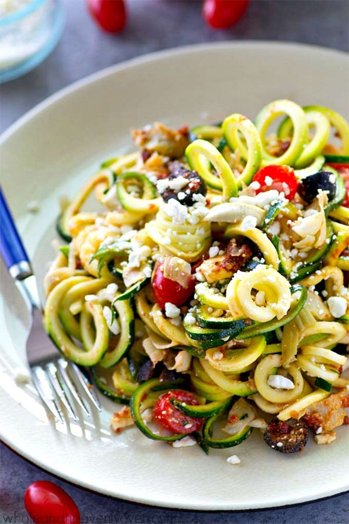 Mediterranean zucchini noodle salad - recipe by Healthy and Heavenly Oven