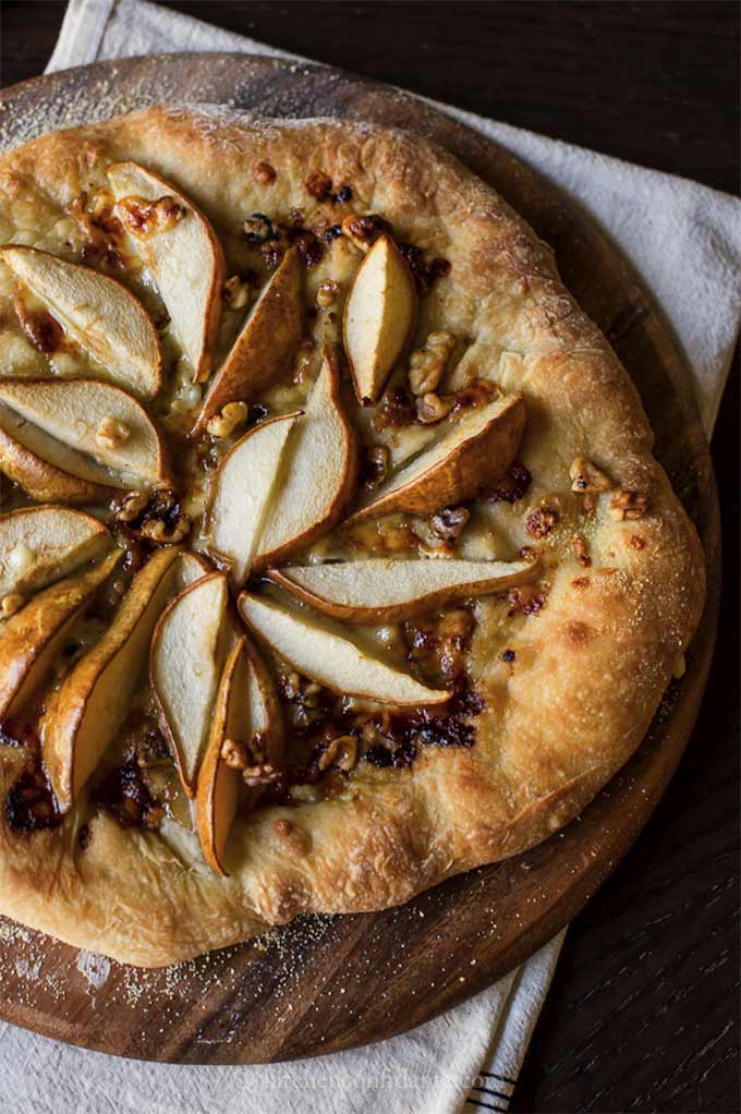 Pear, walnut, and gorgonzola pizza by Kitchen Confidante