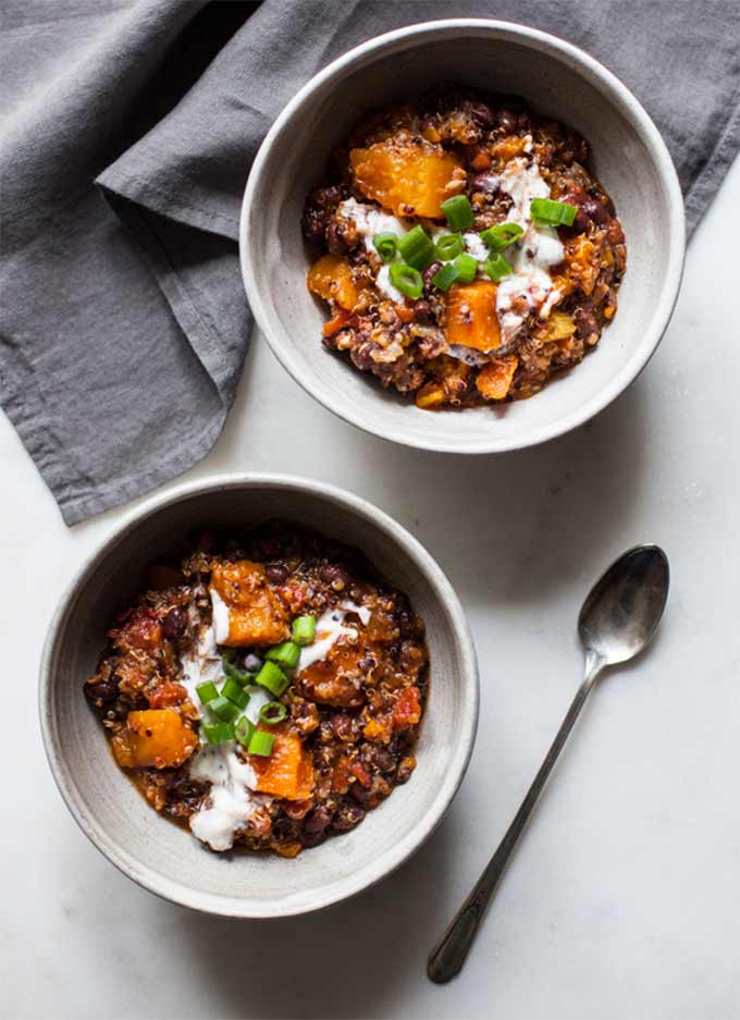 Black bean and butternut squash quinoa chili - The Full Helping