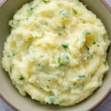 Mashed potatoes and parsnips with chives & parsley by Simply Recipes