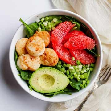 Seared scallops with grapefruit & avocado recipe by The Wooden Skillet