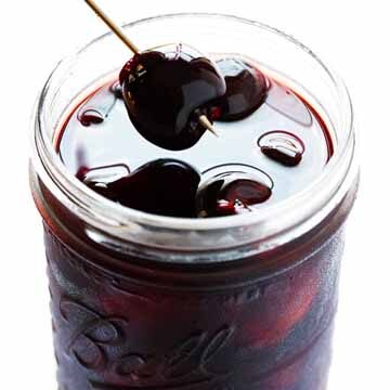 Bourbon-soaked cherries recipe by Gimme some Oven