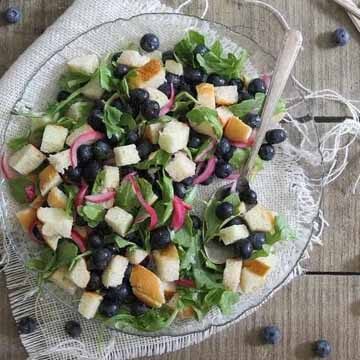 Pickled blueberry panzanella salad recipe by Running to the Kitchen