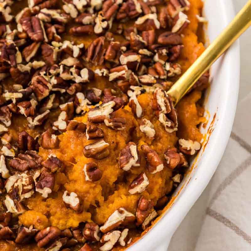 A healthy sweet potato casserole to replace the dairy-heavy marshmallow version from Thanksgiving. Recipe by Living Chirpy.